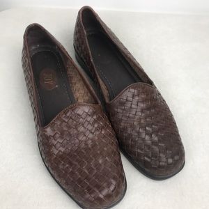 Joy Sz 10 Leather Basketweave Slip On Loafers